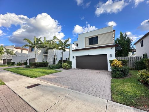 244-244 Ne 210th Way, Miami, FL, 33179-2172 | Card Image