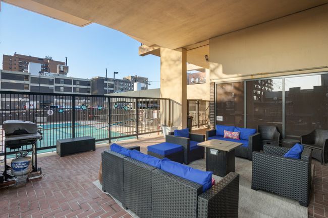APT-28F - 6166 N Sheridan Rd, Condo with 1 bedrooms, 2 bathrooms and 4 parking in Chicago IL | Image 17