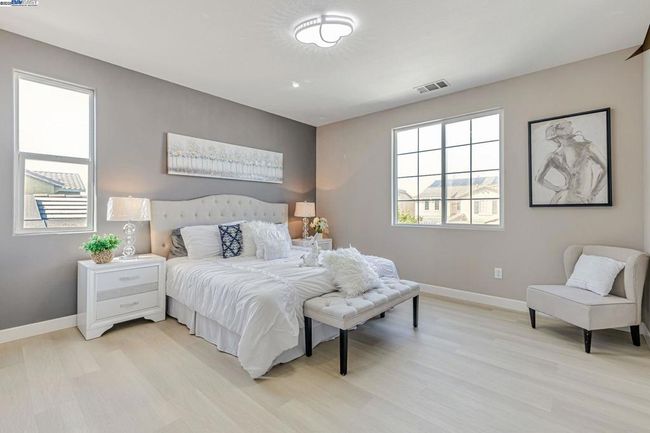 113 Silver Bell Way, House other with 5 bedrooms, 3 bathrooms and 2 parking in Oakley CA | Image 21
