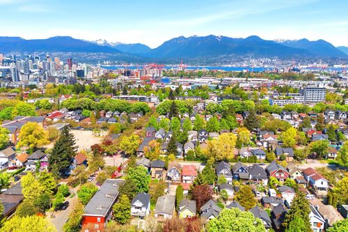 b-524 E 12th Avenue, Vancouver, BC, V5T2H5 | Card Image