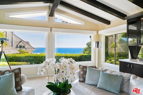 30181 Pacific Coast Hwy, MALIBU, CA, 90265 | Card Image
