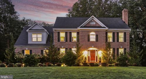 11312 Timberline Dr, Oakton, VA, 22124-1136 | Card Image