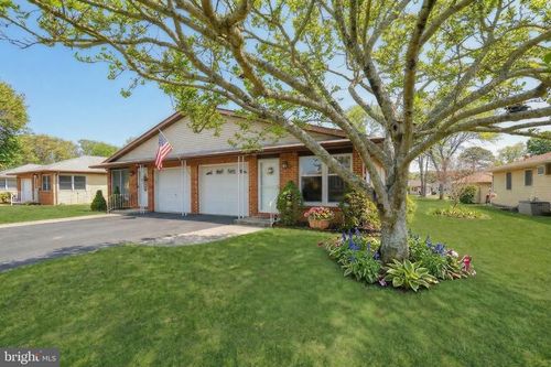 27 Magnolia Rd, Stafford Twp, NJ, 08050-4913 | Card Image