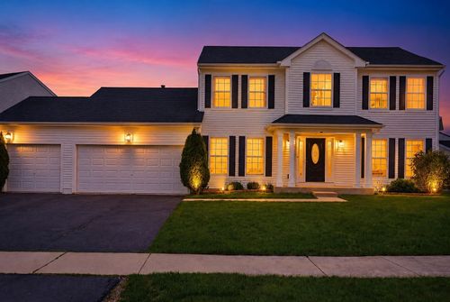 5313 Briarfield Ln, Lake In The Hills, IL, 60156-6202 | Card Image