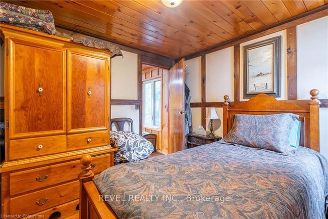 24 Lake Rd, House other with 2 bedrooms, 1 bathrooms and 2 parking in Selkirk ON | Image 27