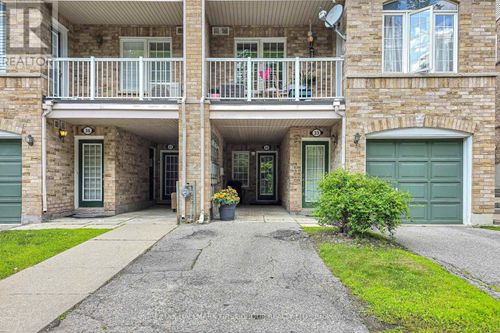 34-42 Pinery Trail, Toronto (Malvern), ON, M1B6H9 | Card Image
