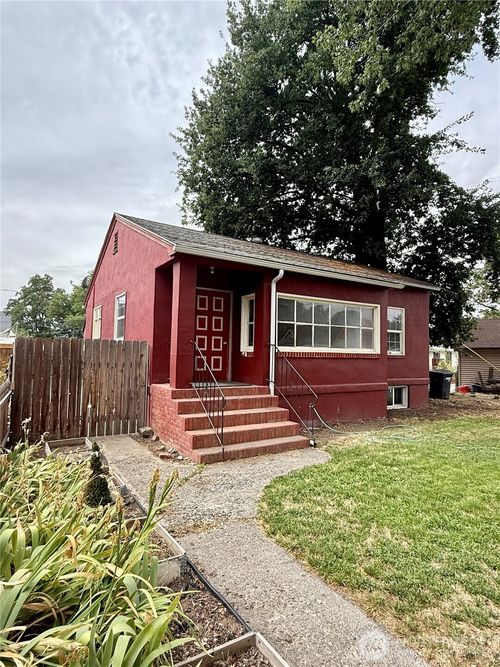 412 S 4th St, Dayton, WA, 99328-1404 | Card Image