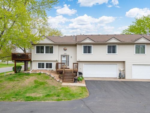 1312 Deercliff Ln, Eagan, MN, 55123-1436 | Card Image