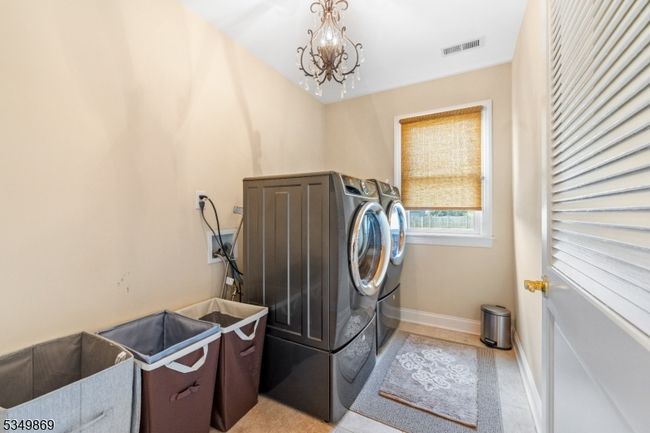 5 Hidden Ln, House other with 5 bedrooms, 3 bathrooms and null parking in Branchburg NJ | Image 34