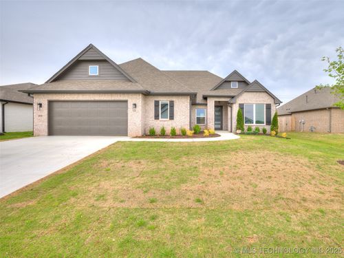 2919 S 8th St, Broken Arrow, OK, 74012-5521 | Card Image