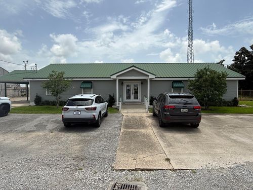 1305 Ridgefield Road, Thibodaux, LA, 70301 | Card Image
