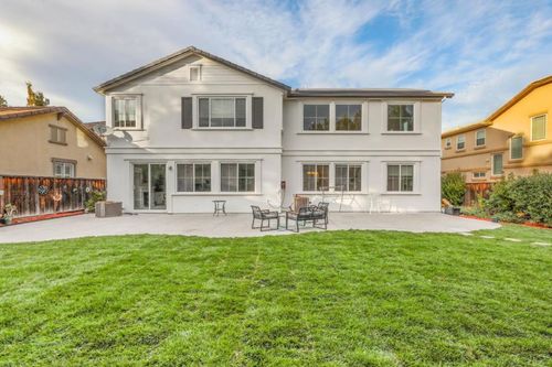 310 Ashlee Ave, Mountain House, CA, 95391-1137 | Card Image