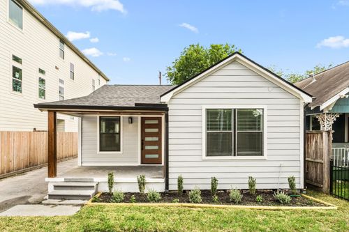 803 E 29th St, Houston, TX, 77009-1025 | Card Image