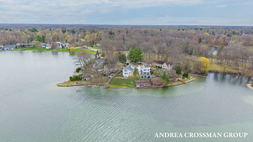 567 Breezy Bluff St, Battle Creek, MI, 49015-3575 | Card Image