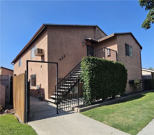 a-426 E Hullett St, Long Beach, CA, 90805-3400 | Card Image