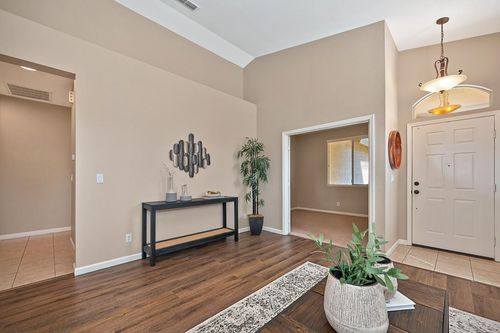 325 Leckenby Way, Folsom, CA, 95630 | Card Image