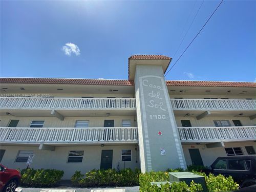 apt-205-1400 Ne 57th St, Fort Lauderdale, FL, 33334-6133 | Card Image