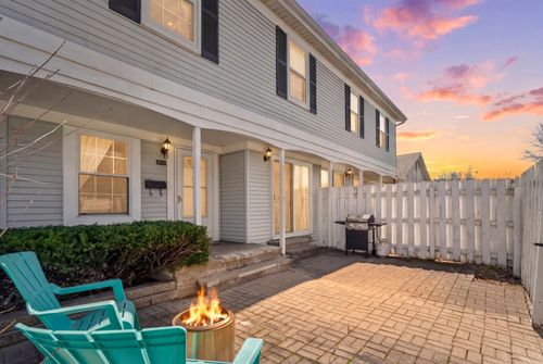 8574 Spinnaker Way, Ypsilanti, MI, 48197-7100 | Card Image