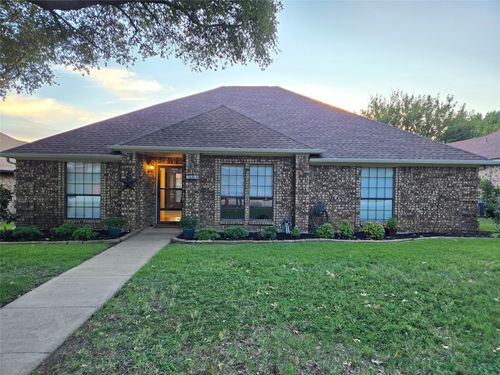 7661 Kings Ridge Rd, Frisco, TX, 75035-7116 | Card Image