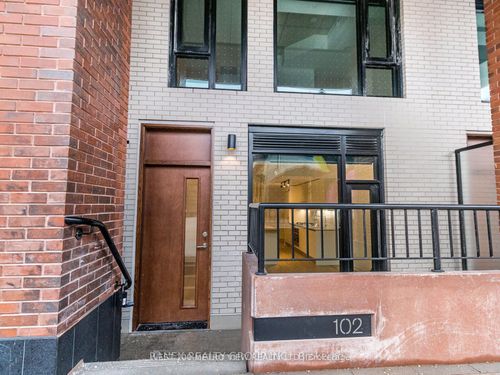 th-102-7 Watkinson Ave, Toronto, ON, M6P0C4 | Card Image
