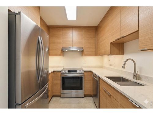 301-855 N Pennsylvania St, Denver, CO, 80203-3133 | Card Image