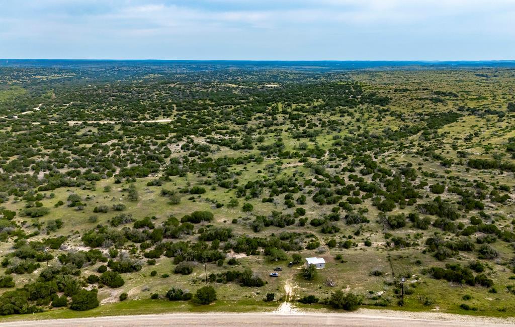 Land in Rocksprings 3