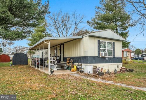 21 Willow Tree Ln, DOVER, PA, 17315-3077 | Card Image