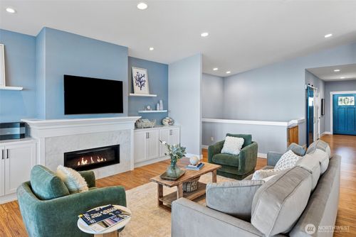 801 139th Street Ct Nw, Gig Harbor, WA, 98332-4504 | Card Image