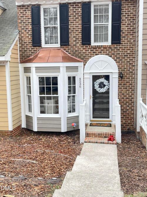 4536 Hamptonshire Dr, Raleigh, NC, 27613-3825 | Card Image