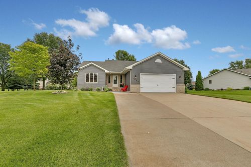 1542 Mulberry Rd, Saint Cloud, MN, 56303-0151 | Card Image