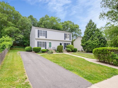 160 Bourne Ave, Rumford, RI, 02916-3320 | Card Image