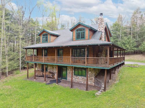 92 N Ridge Ext, Windham, NY, 12496-5236 | Card Image