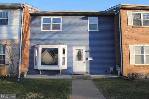 1912 Arrowood Dr, BENSALEM, PA, 19020-4418 | Card Image