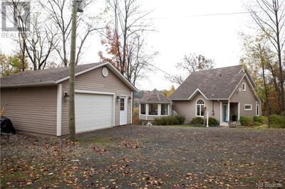 5191 105 Rte, House other with 3 bedrooms, 3 bathrooms and null parking in Pembroke NB | Image 3