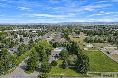 3669 S Holmes Ave, Idaho Falls, ID, 83404-7912 | Card Image