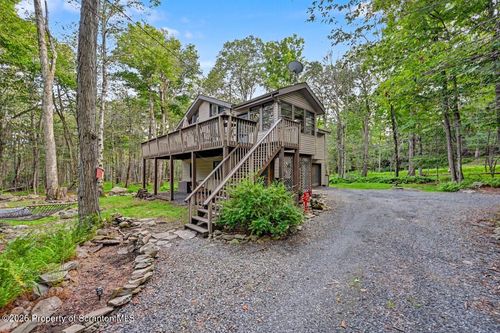 12 Mildred Dr, Clifton Twp, PA, 18424-8980 | Card Image