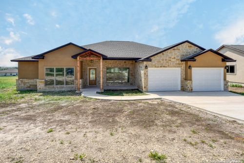 293 Spanish Grant, Bandera, TX, 78003 | Card Image