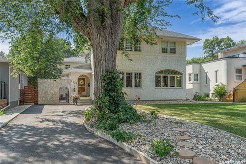 3120 Rae St, Regina, SK, S4S1S1 | Card Image