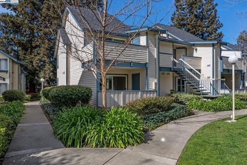 46804 Winema Cmn, Fremont, CA, 94539-7903 | Card Image