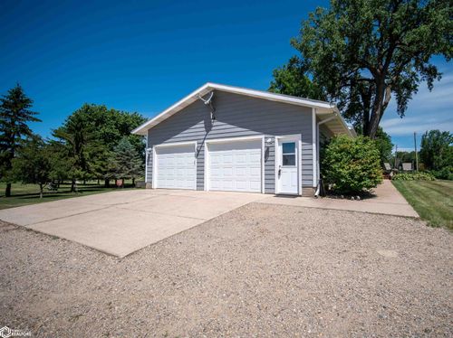 3375 Sage Dr, Forest City, IA, 50436-8113 | Card Image