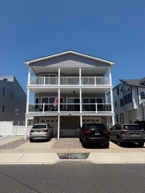 2nd-floor-125 78th Street, Sea Isle City, NJ, 08243 | Card Image