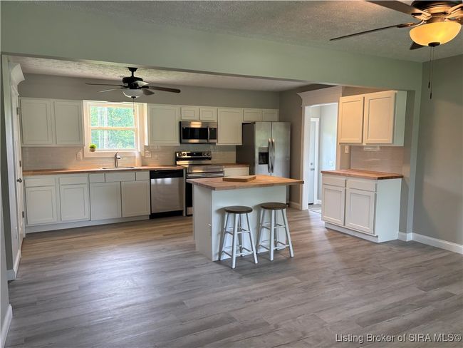 2318 Lake View Dr, Home with 4 bedrooms, 2 bathrooms and null parking in Austin IN | Image 16