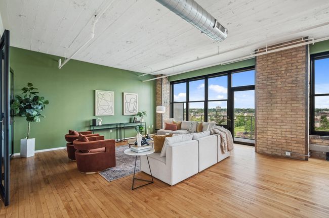 Note the door to the balcony next to the brick pillar.jpg | Image 24
