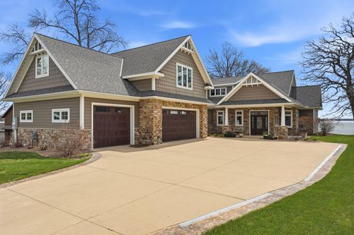 11033 N Shore Dr, Spicer, MN, 56288-9571 | Card Image