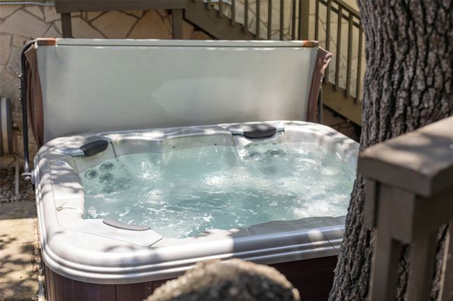 Details with a hot tub | Image 33