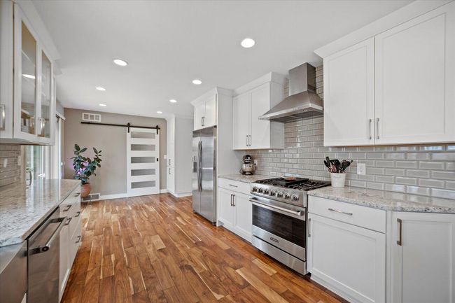 2521 W Wending Drive, House other with 4 bedrooms, 2 bathrooms and null parking in Glendale WI | Image 12