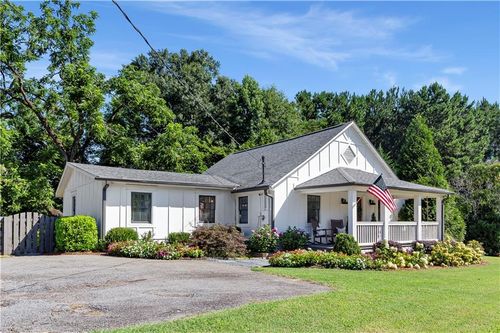 3990 Paul Samuel Rd Nw, kennesaw, GA, 30152-4037 | Card Image