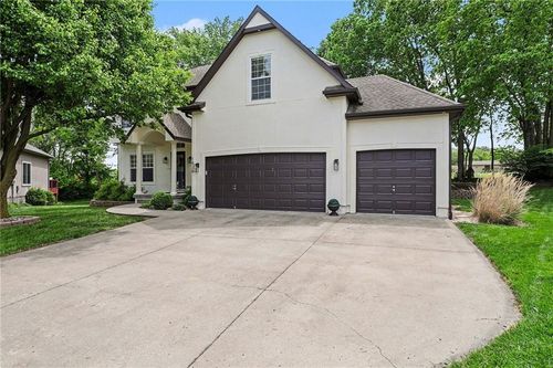 1826 S Jones Ct, Independence, MO, 64057-1793 | Card Image