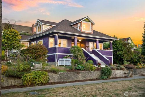 903 13th St, Bellingham, WA, 98225-6220 | Card Image