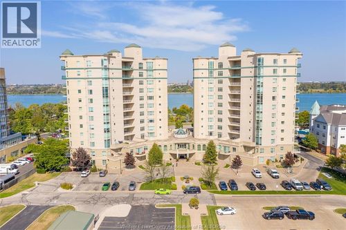 203-4955 Riverside Dr E, Windsor, ON, N8Y5A3 | Card Image